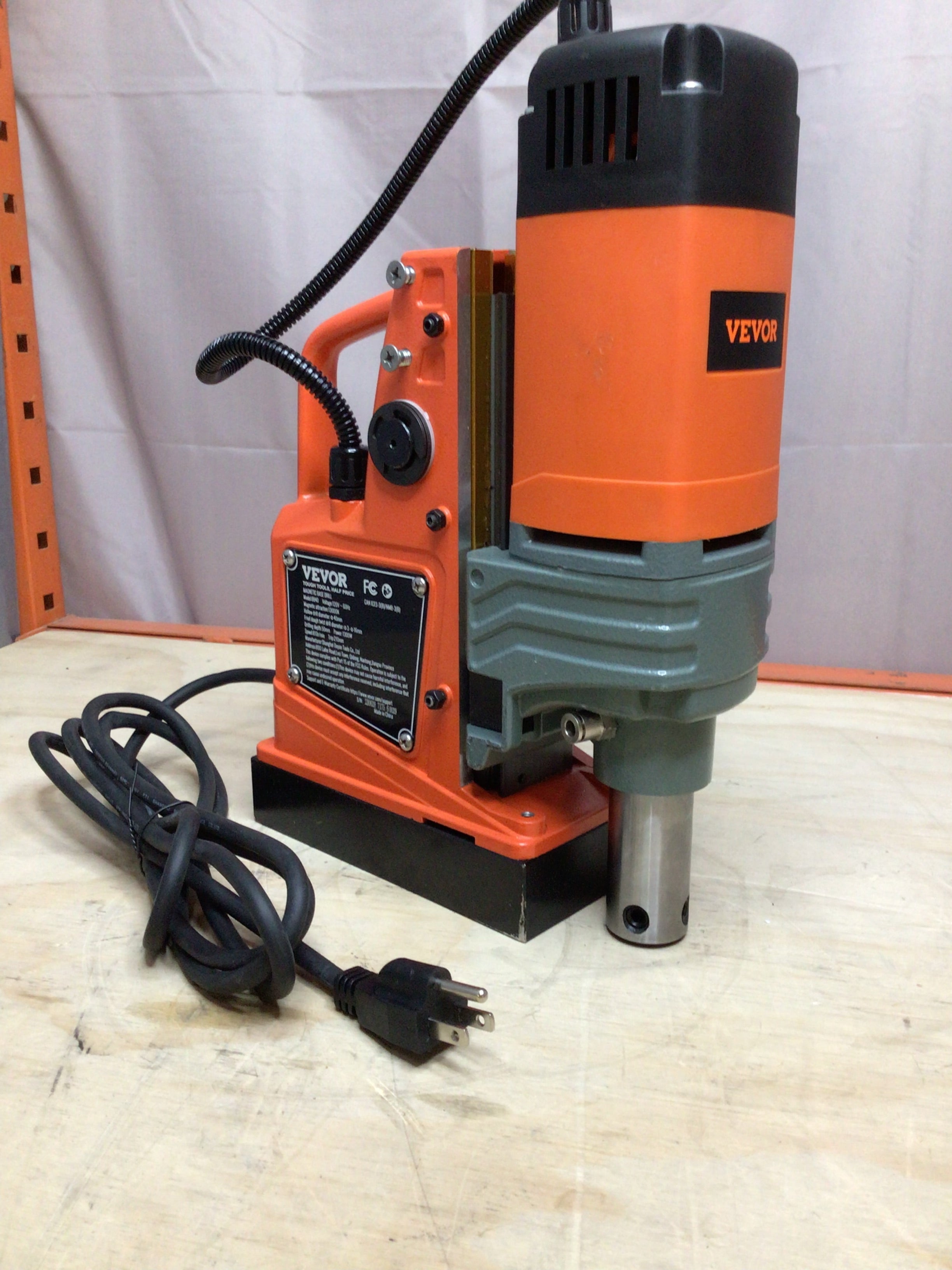 Vevor 8840 Drill Press **USED, PARTS ONLY, INCOMPLETE** (8131065741550)